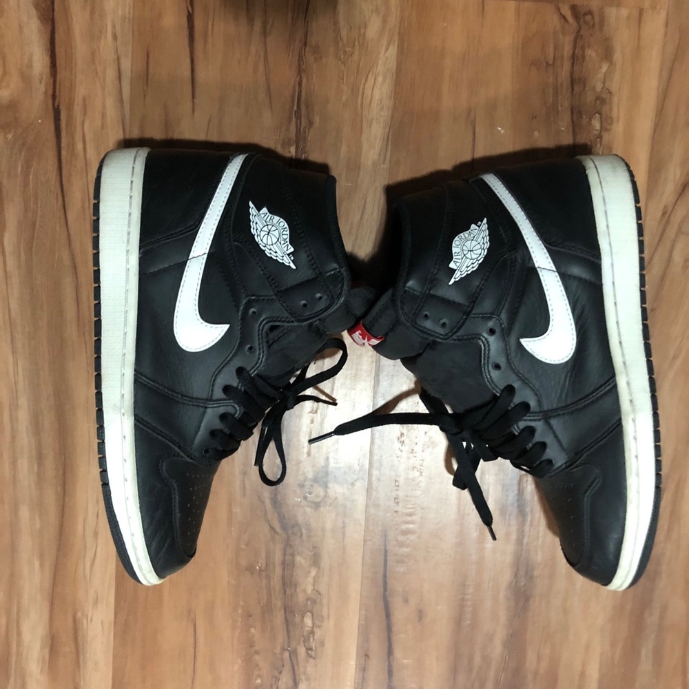 Jordan 1 revere Yin Yang